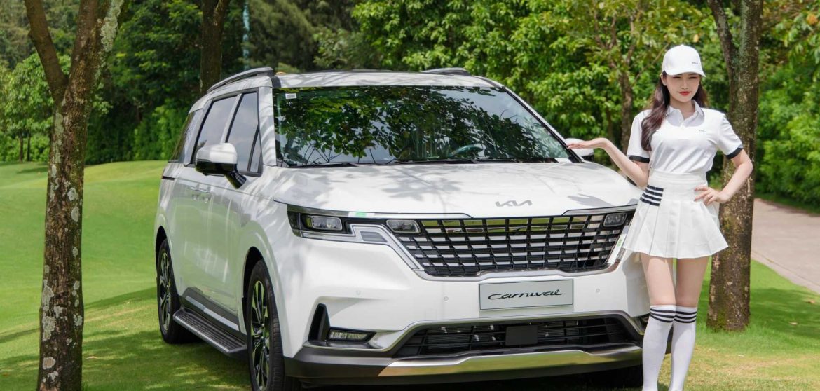 thue-xe-carnival-1170x558