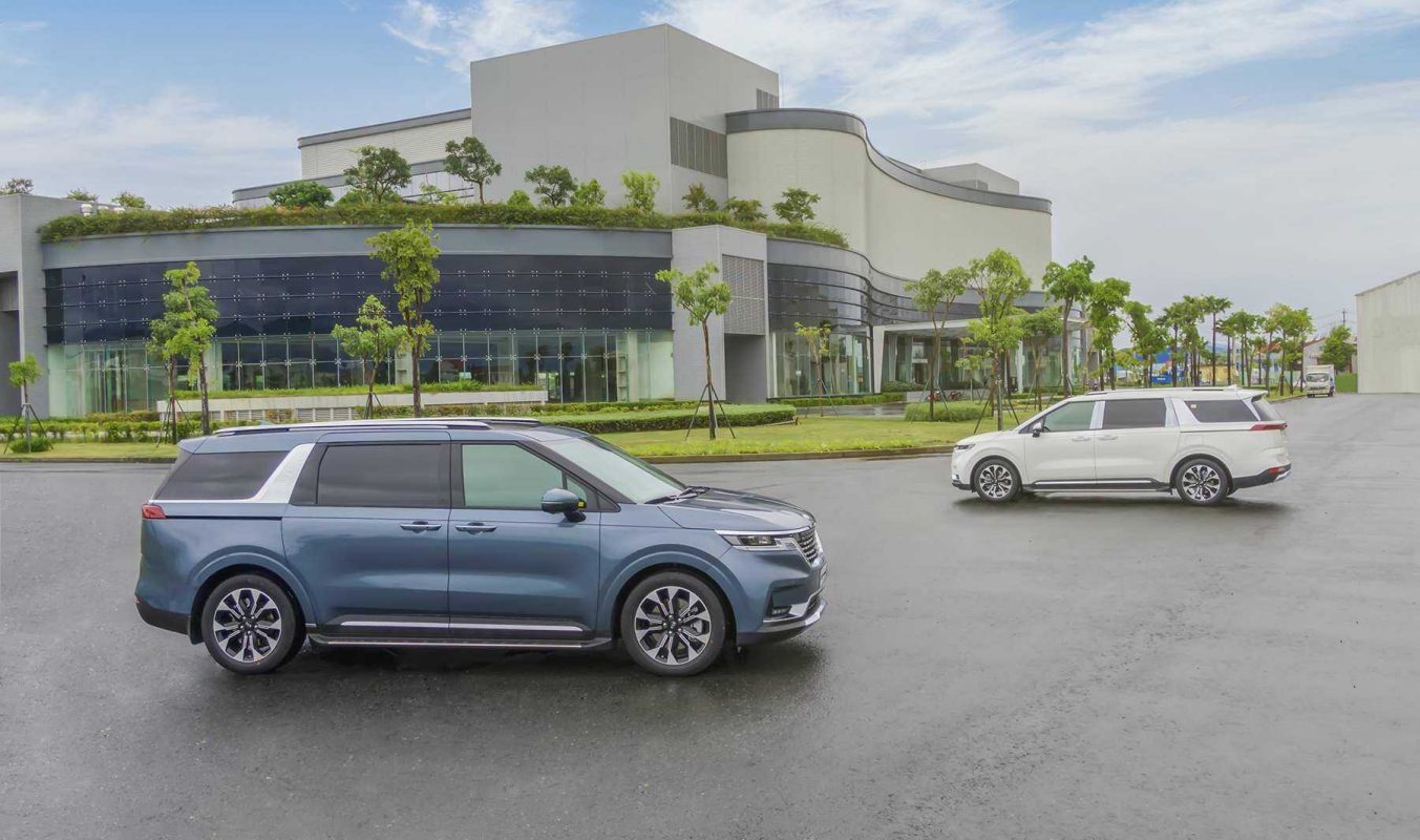 thue-xe-carnival-dai-han-1353x800